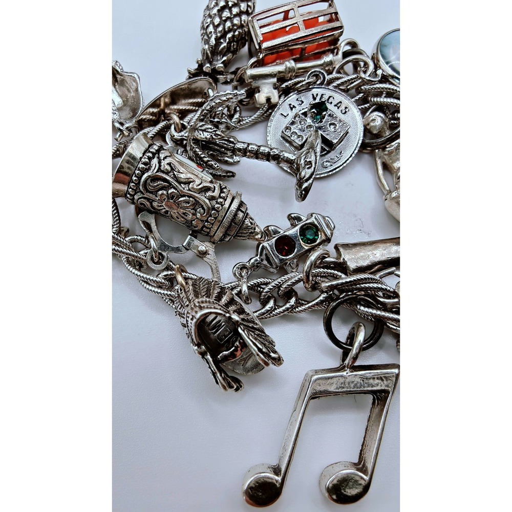 Vintage World Travelers Charm Bracelet Silver  55g London Vegas Munich & more - Picture 10 of 16